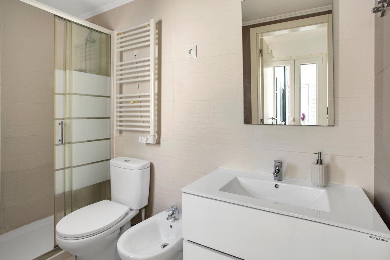 Modern 2 Bedroom Apartment In Estrela With Outside Terrace! Amazing For Families, Couples, Friends Lisabona Exterior foto