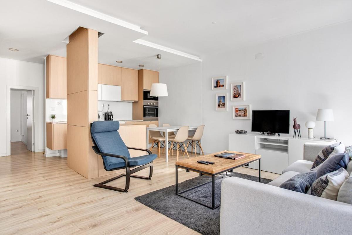 Modern 2 Bedroom Apartment In Estrela With Outside Terrace! Amazing For Families, Couples, Friends Lisabona Exterior foto