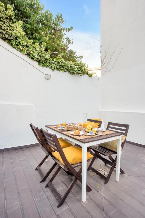 Modern 2 Bedroom Apartment In Estrela With Outside Terrace! Amazing For Families, Couples, Friends Lisabona Exterior foto