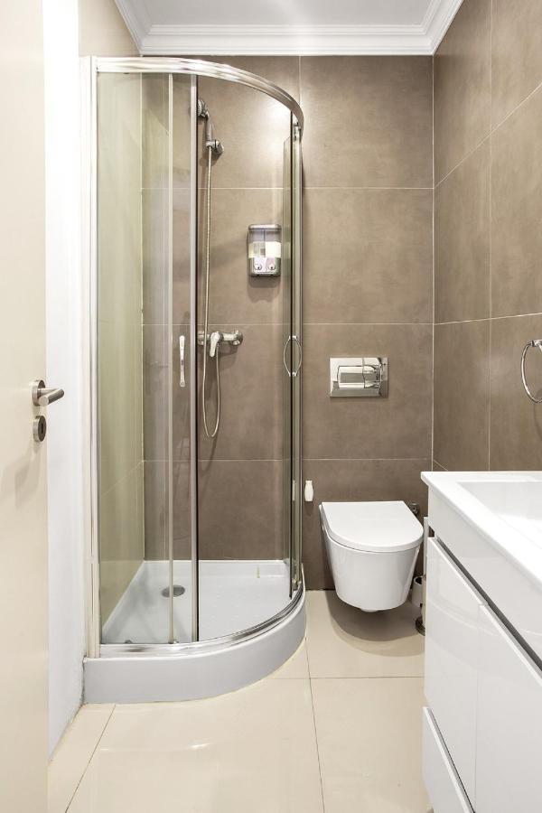 Modern 2 Bedroom Apartment In Estrela With Outside Terrace! Amazing For Families, Couples, Friends Lisabona Exterior foto